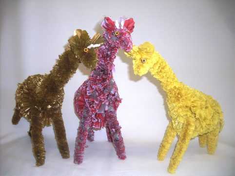 Giraffe - recycled plastic