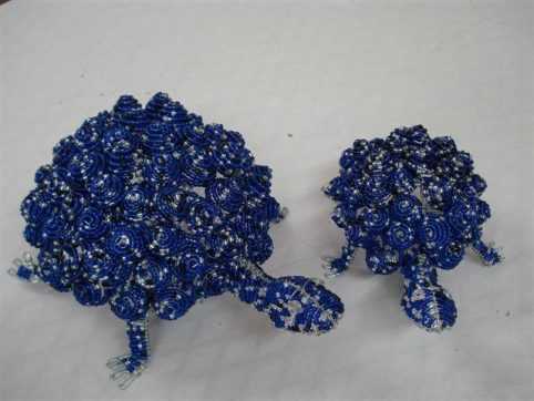 Tortoise - wire and beads (small)